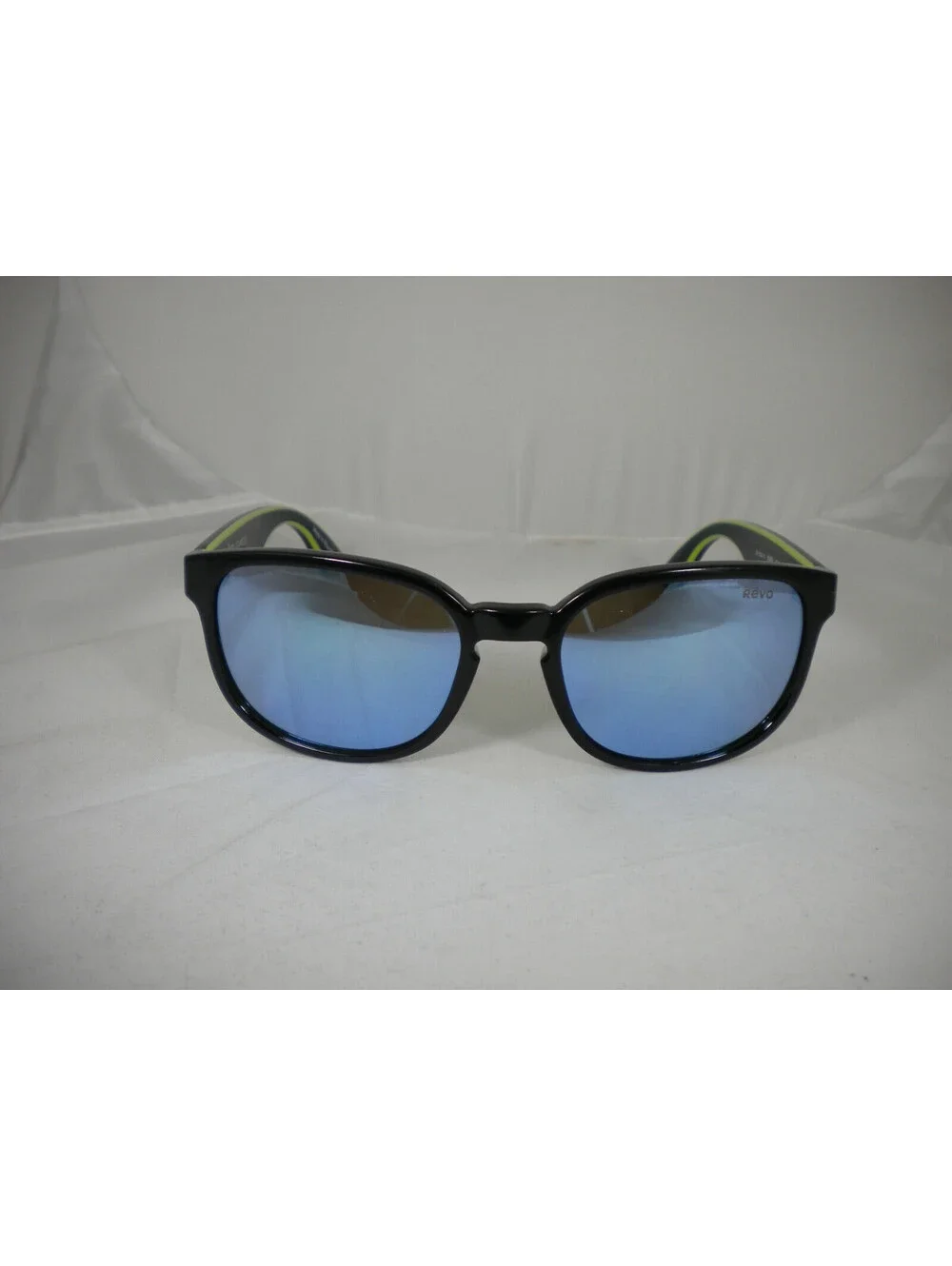 REVO 1028 01 BL Kash (R-107)